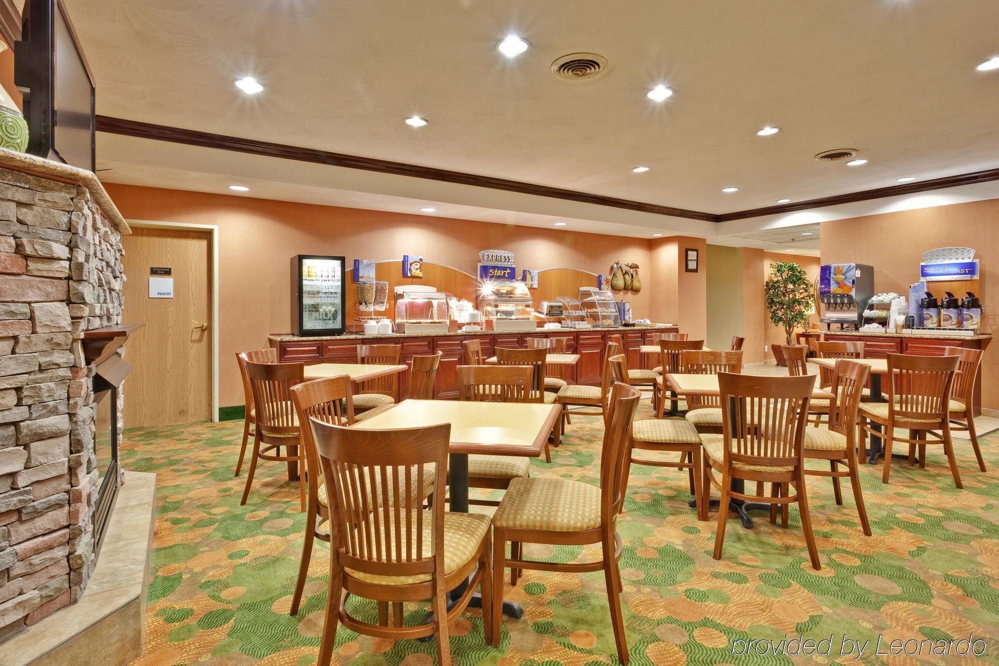 ฮอลิเดย์ อินน์ เอ็กซ์เพรส วินฟิลด์ Hurricane ร้านอาหาร รูปภาพ